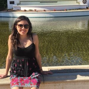 Meet your Posher, Ana